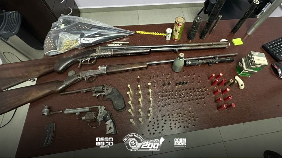 Polícia Militar prende criminoso por posse irregular de arma de fogo e apreende arsenal em Votorantim/SP