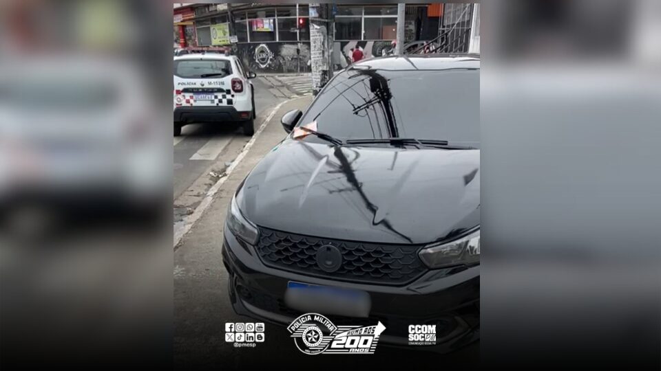 Falso policial é preso pela Polícia Militar em carro equipado com dispositivos sonoros e luminosos