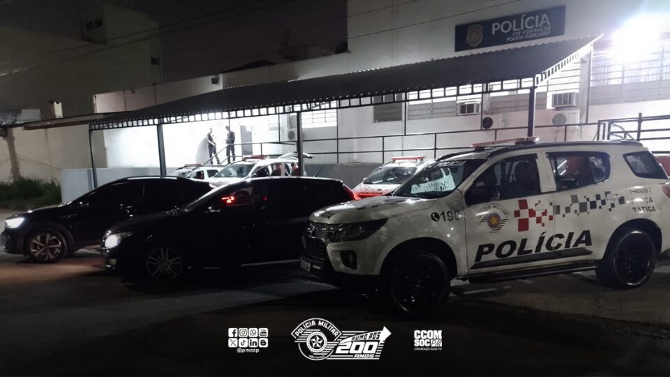 Polícia Militar prende dois suspeitos por receptação e adulteração de veículos em São José dos Campos/SP