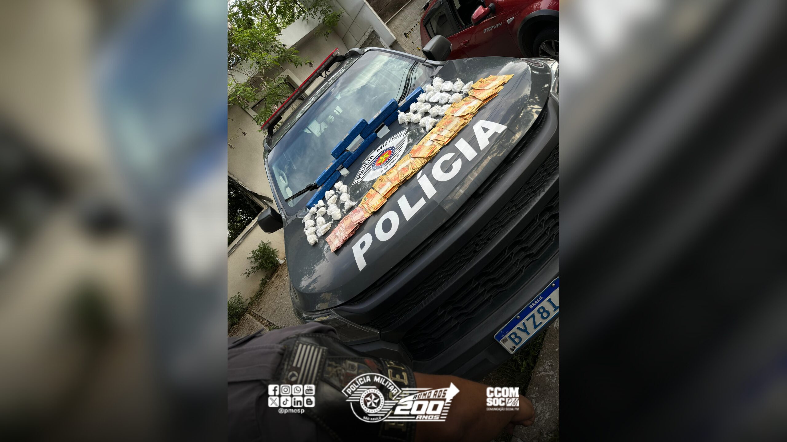 “Carro-cofre” é apreendido pela Polícia Militar em Taubaté/SP