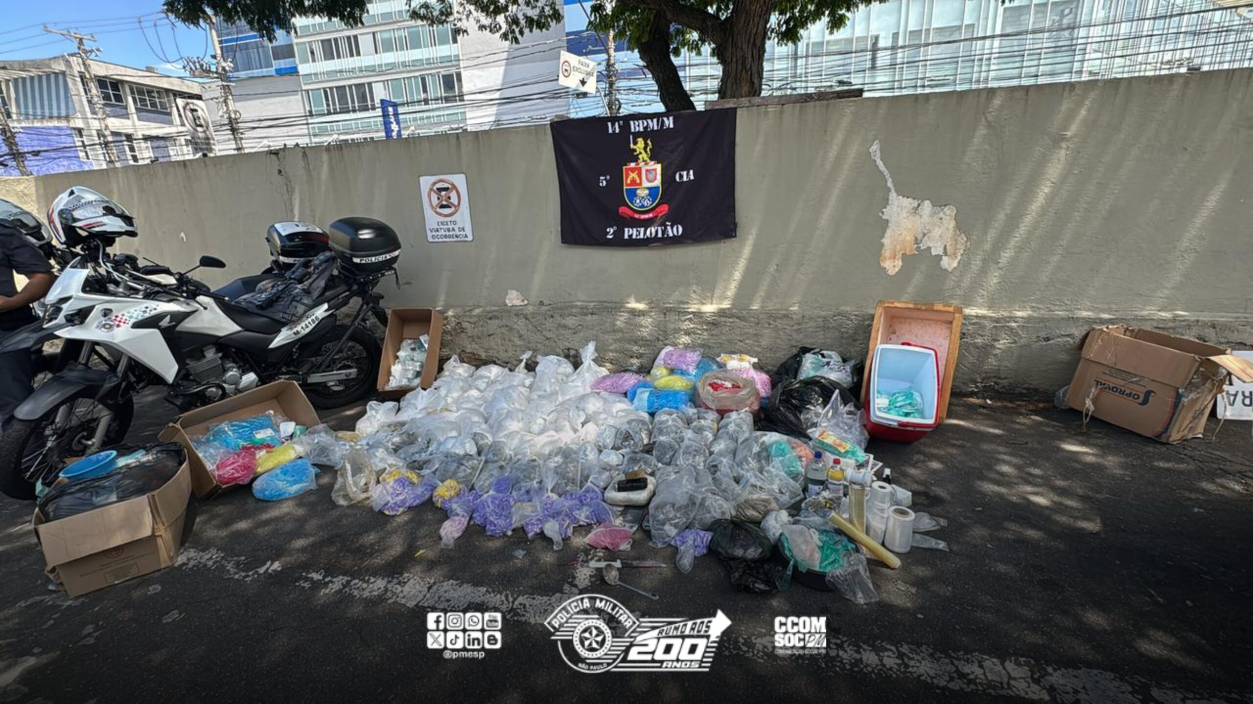 Grande quantidade de drogas é apreendida pela PM em Osasco/SP