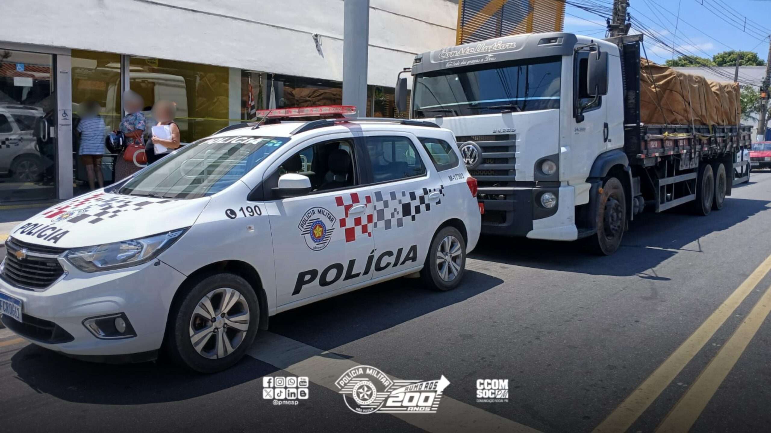 Caminhão carregado com 10 toneladas de arroz é localizado pela PM em Guararema/SP