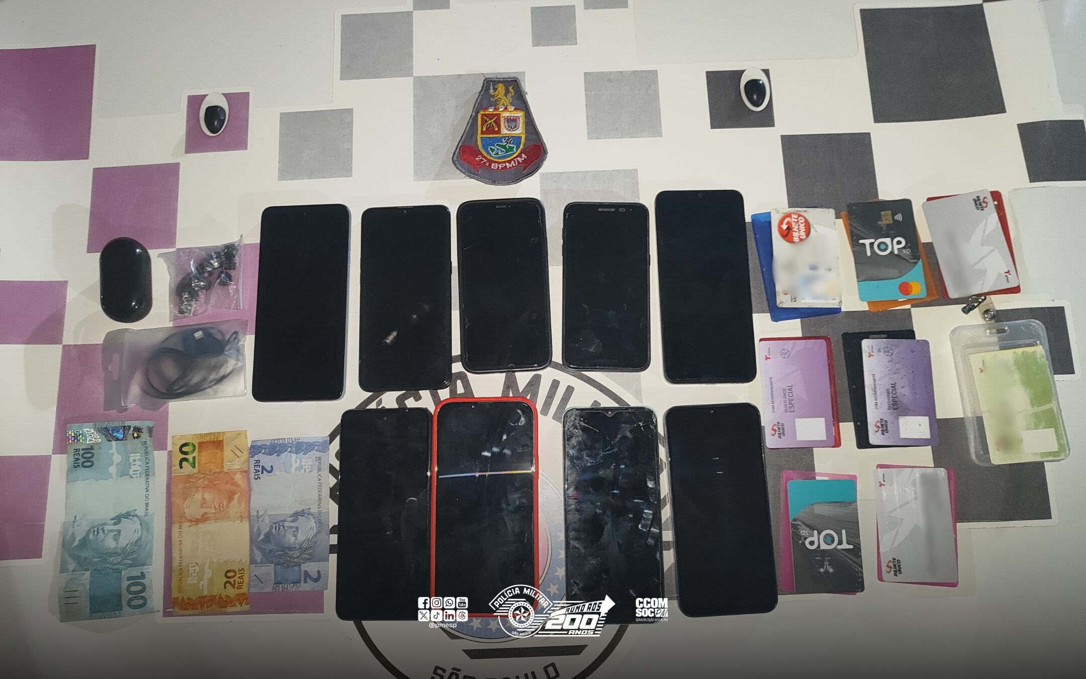 Mulher grávida furta celulares em pontos de ônibus da zona sul e é presa pela PM