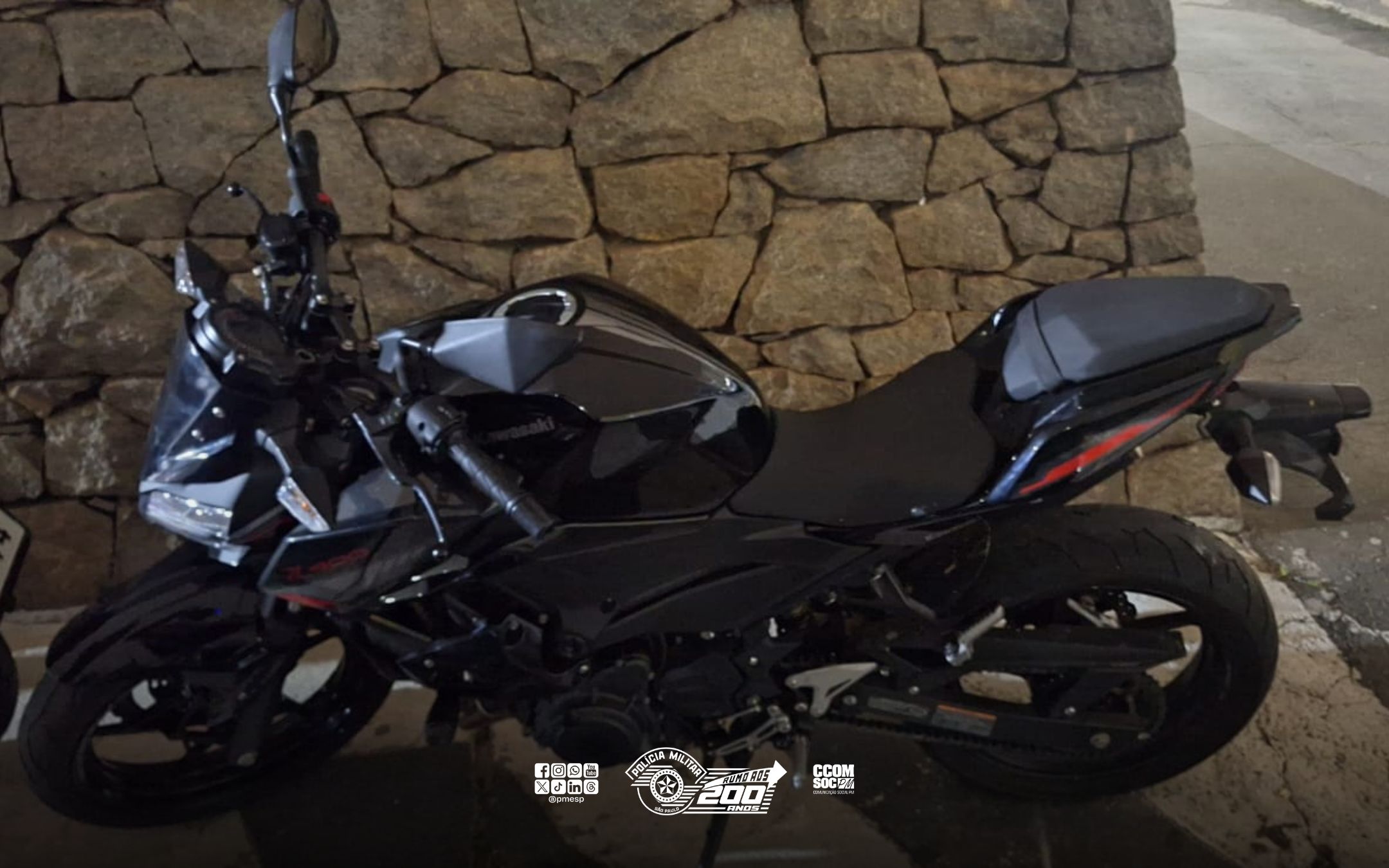 Moto roubada é recuperada pela PM em Taboão da Serra/SP