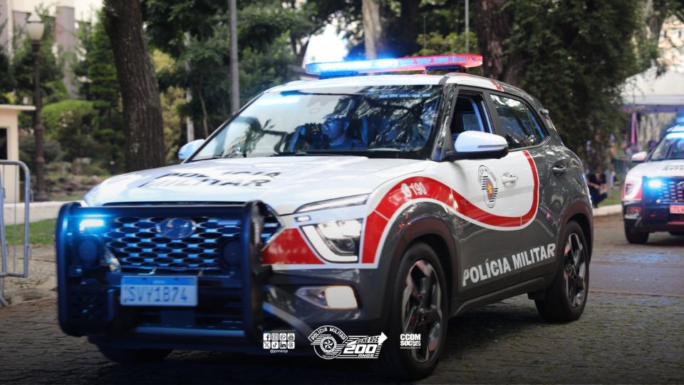 Na tarde da última terça-feira (10), policiais militares do 32º Batalhão de Polícia Militar do Interior prenderam um homem de 58 anos, procurado por feminicídio. Contra ele havia um mandado de prisão expedido pela 4ª Vara do Júri do Tribunal de Justiça de São Paulo.