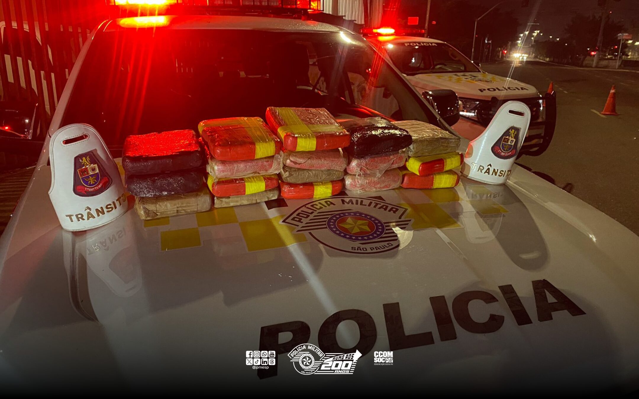 Mulher é presa pela PM com quase 20 kg de drogas na bagagem