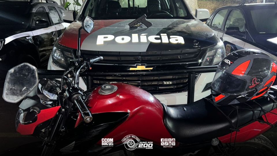 Ação rápida prende dois homens após roubo de veículo na zona sul